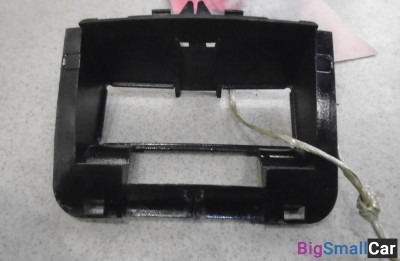 Кронштейн (сопут. товар) от Volvo S40 2004-2012