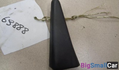 Уголок двери задней правой (внутренний) от Chrysler PT Cruiser 2000-2010